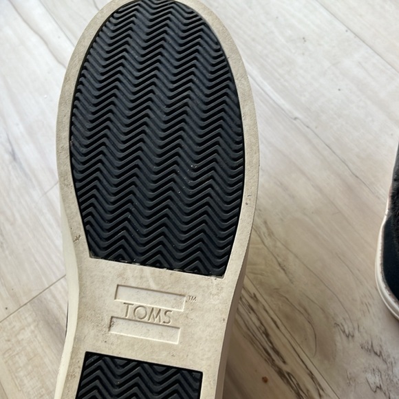 Tom’s Paxton Shearling slip on vegan leather boot - Picture 5 of 5